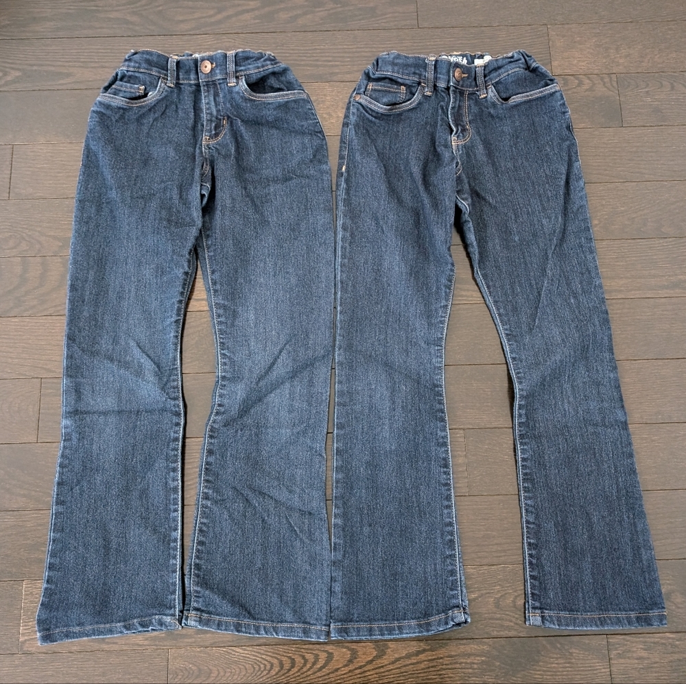 sz:8R LIKE NEW Oshkosh Girls Boot Cut Jeans, Navy Blue (set of 2)